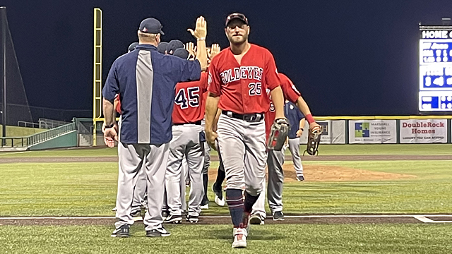 Goldeyes Rally to Complete Sweep of Railroaders