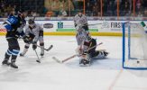 Combs Two Goals Leads Thunder to 4-2 Victory